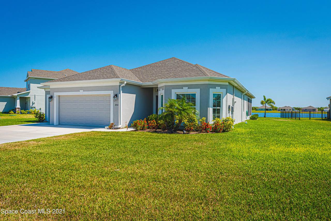 8501 Laguna Circle - Photo 1