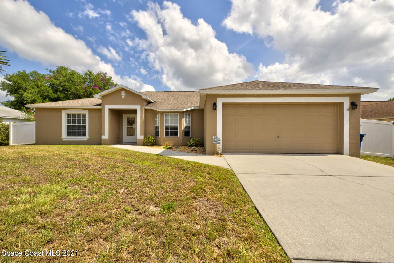 1509 Zaffer Street - Photo 1