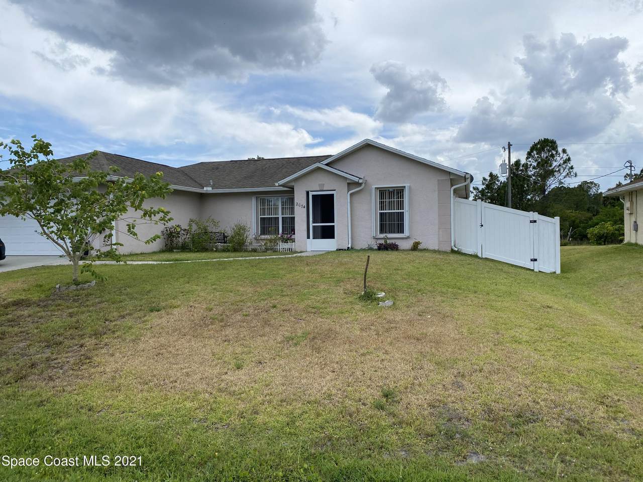 2074 Thisbe Avenue - Photo 1