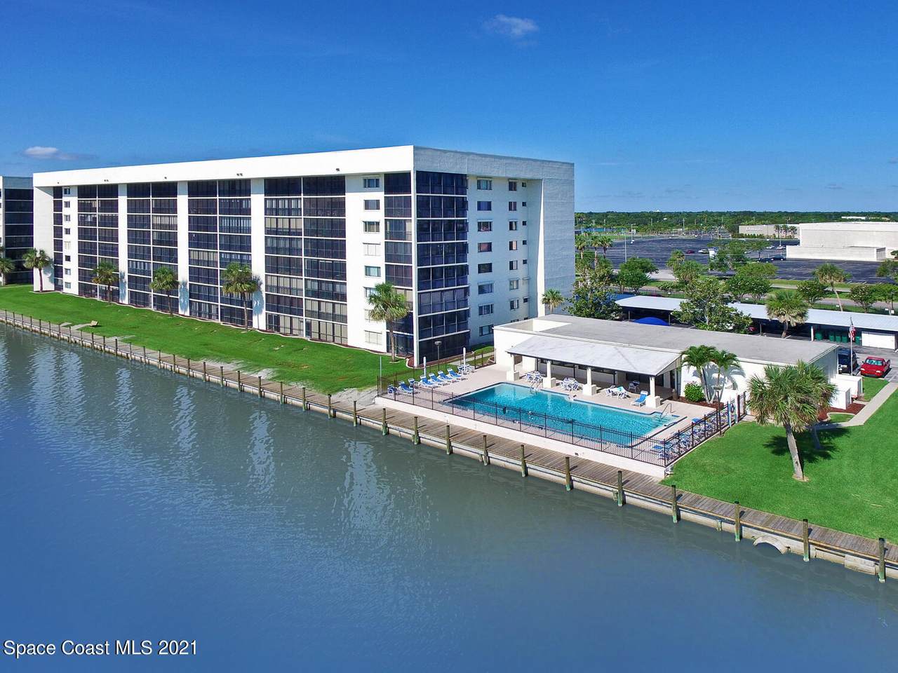 250 Sykes Creek Parkway - Photo 1