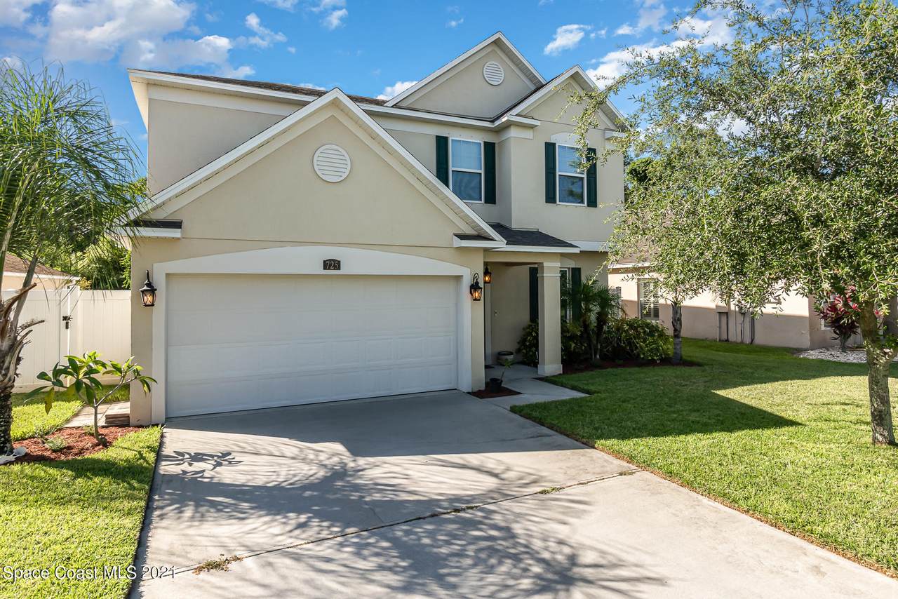 725 Breakaway Trail - Photo 1