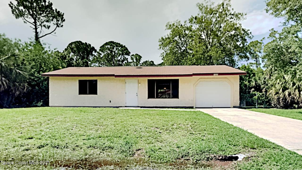 1005 Wacona Street - Photo 1