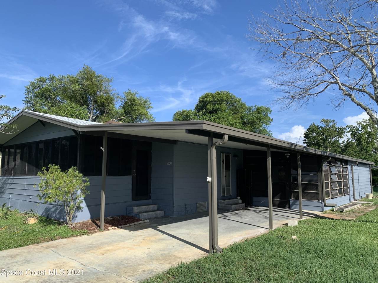 340 San Mateo Boulevard - Photo 1