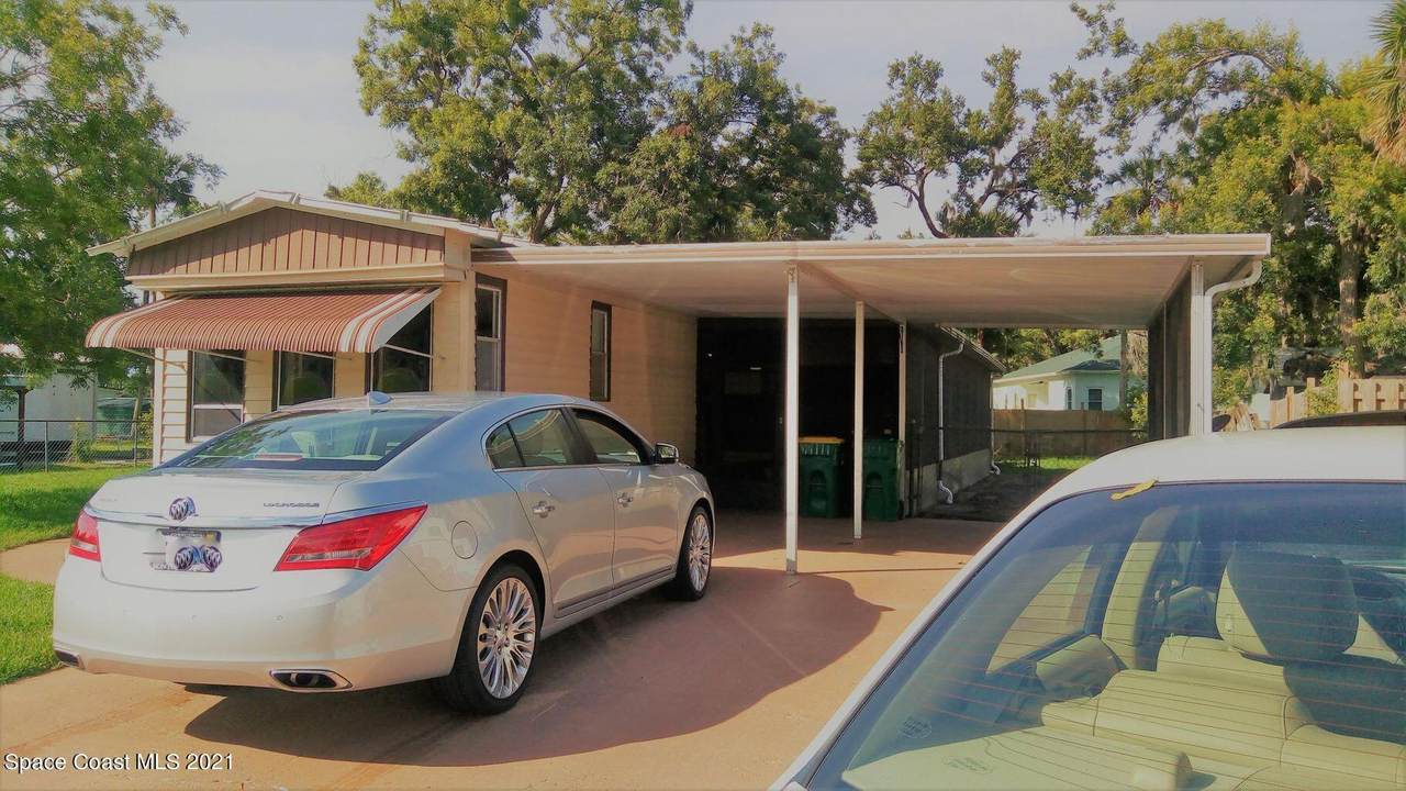 4085 Ashwood Drive - Photo 1