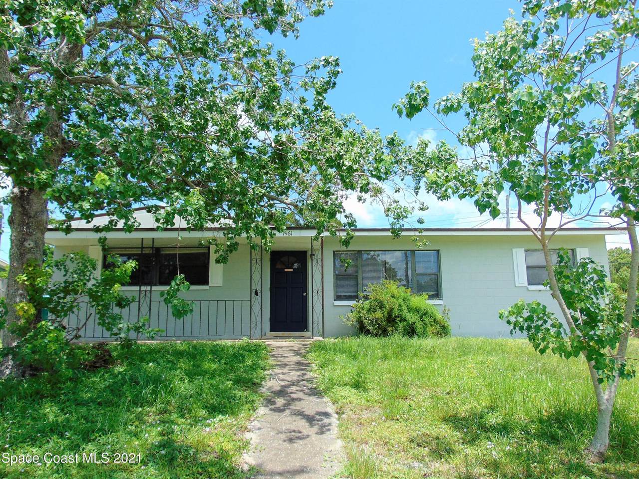 1461 Holland Street - Photo 1
