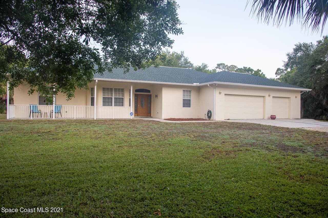 2324 Candy Lane - Photo 1