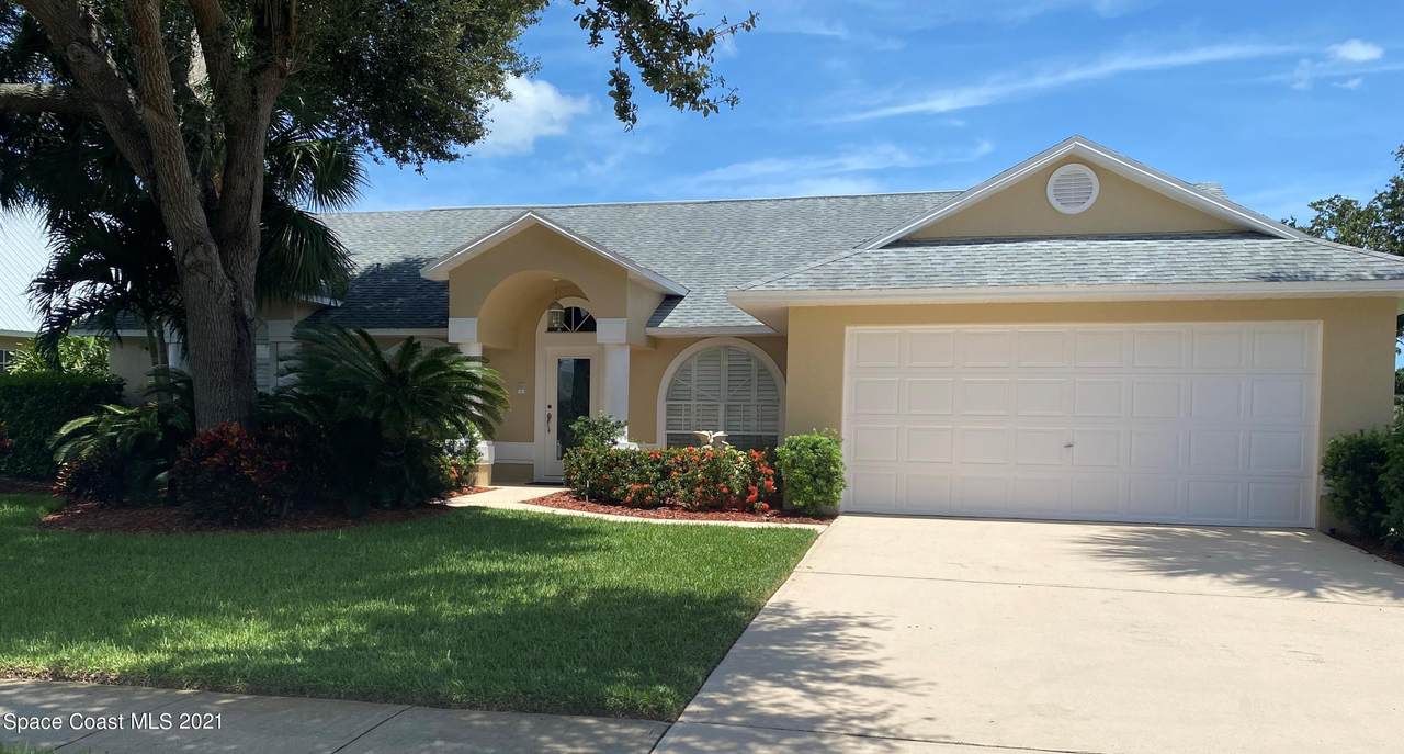 321 Lake Victoria Circle - Photo 1