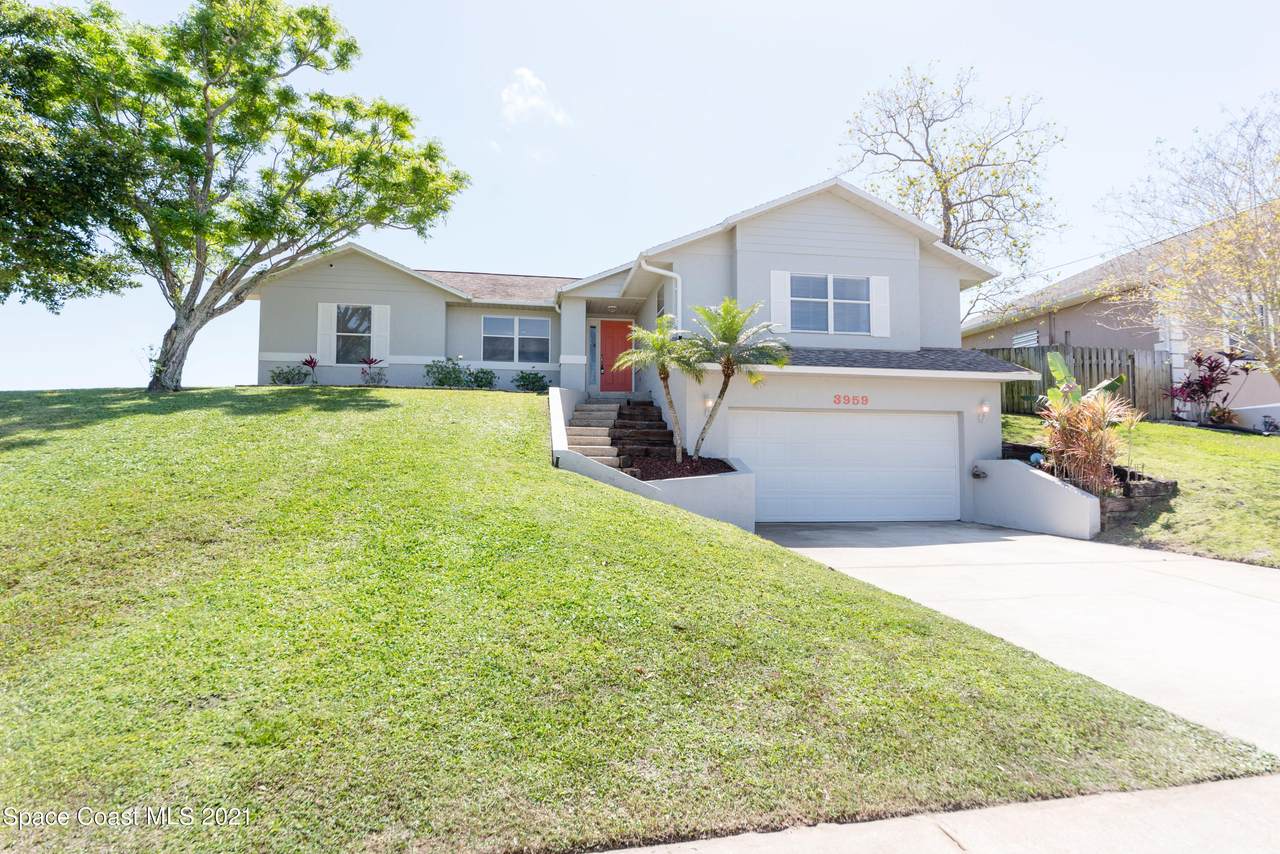 3959 Ridgewood Drive - Photo 1