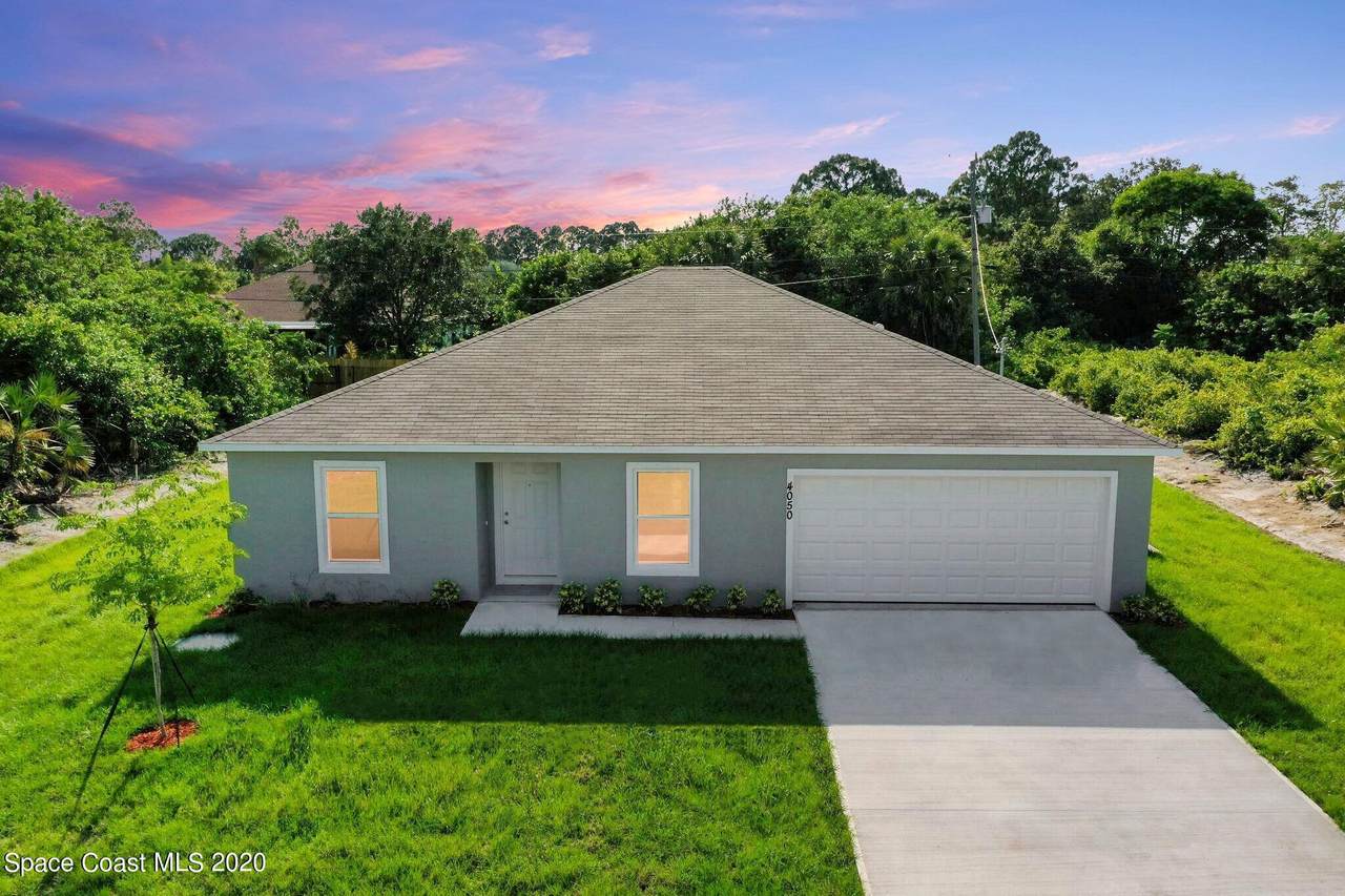 1006 Palo Alto Street - Photo 1
