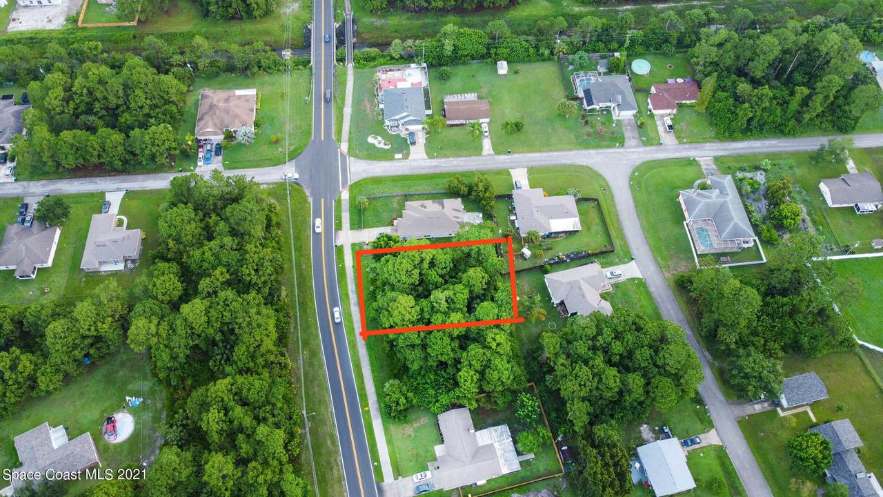 921 Eldron Boulevard - Photo 1