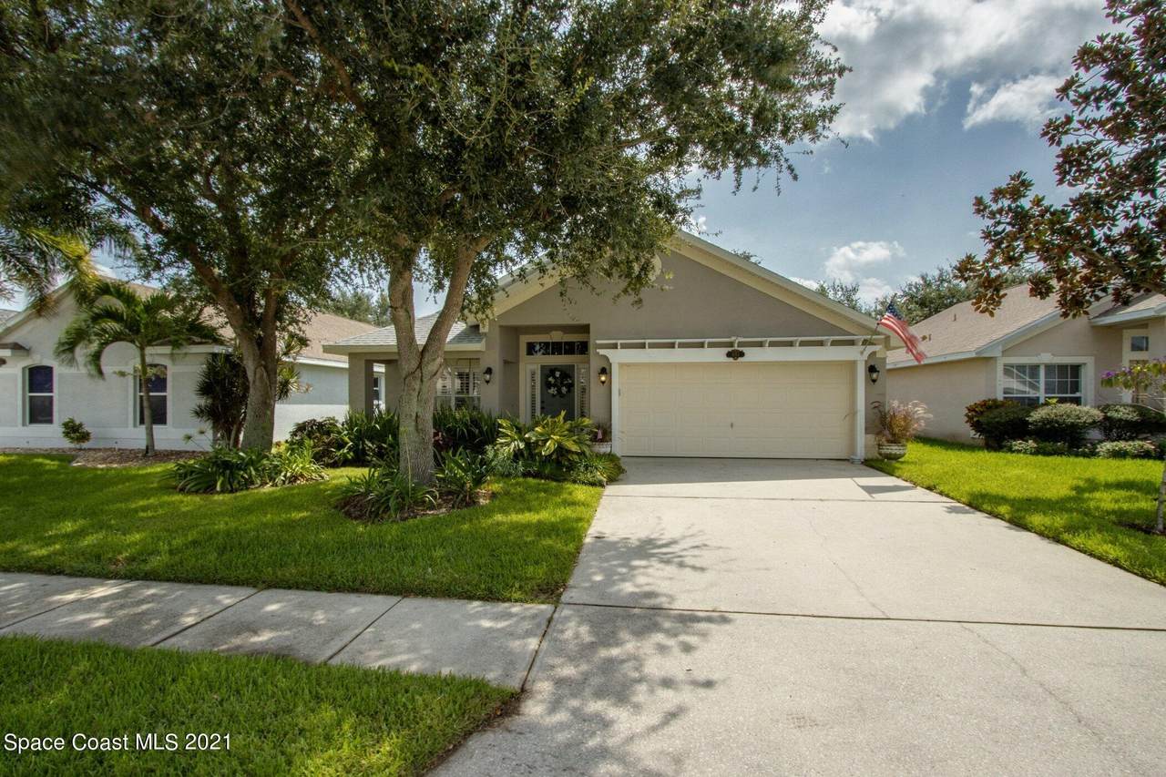 1053 Bainbury Lane - Photo 1