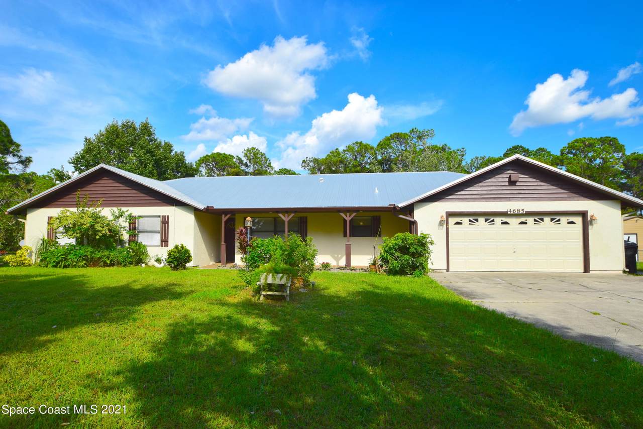 4685 Lee Street - Photo 1
