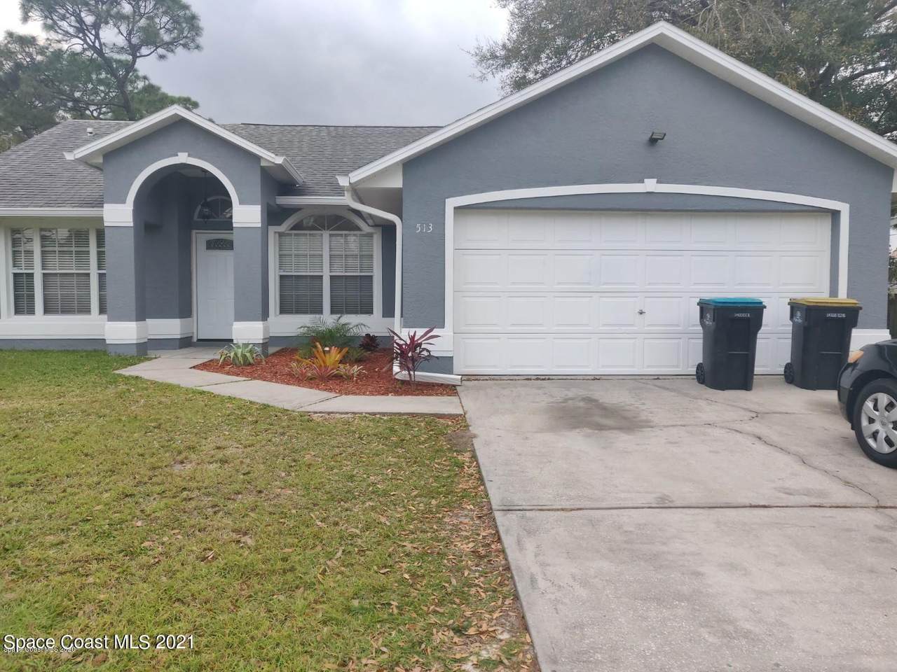 513 Americana Boulevard - Photo 1