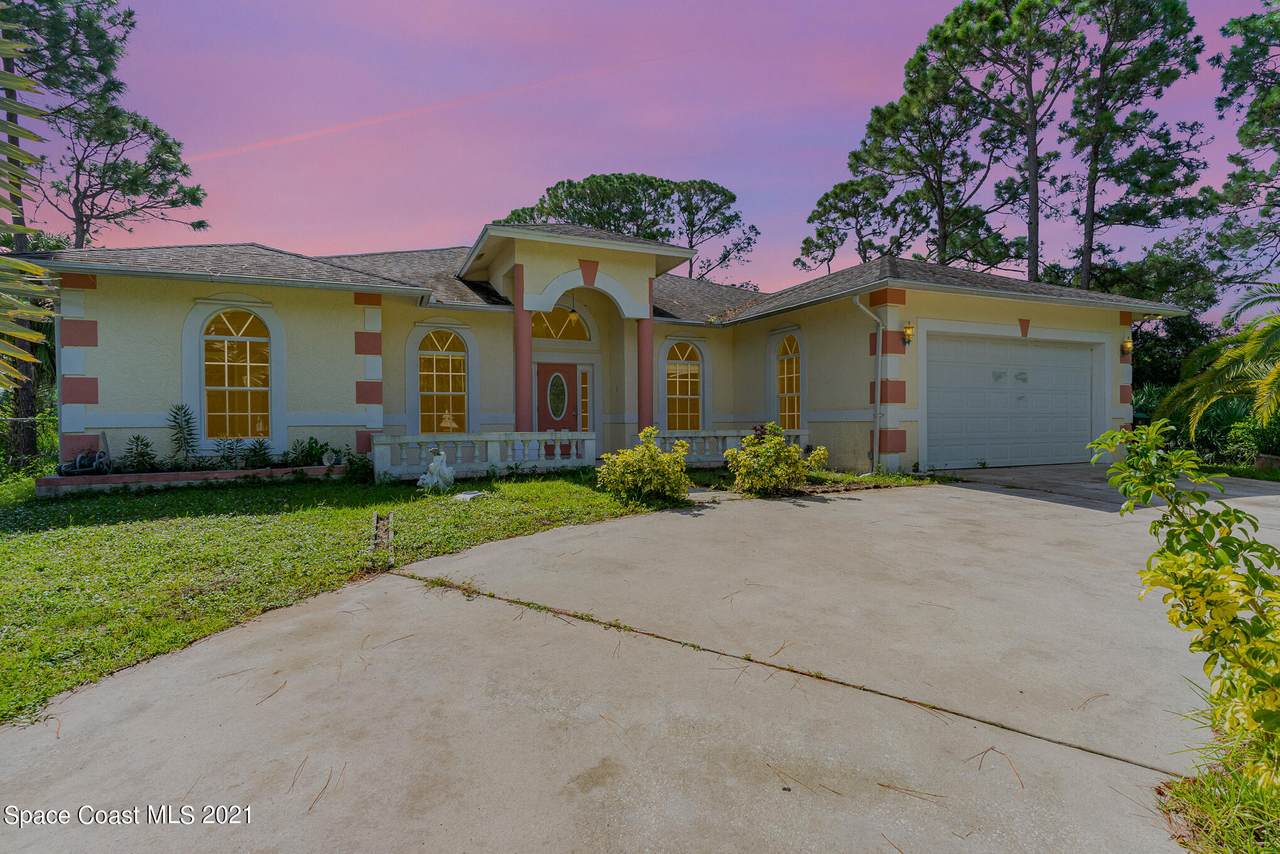 1345 Ran Road - Photo 1