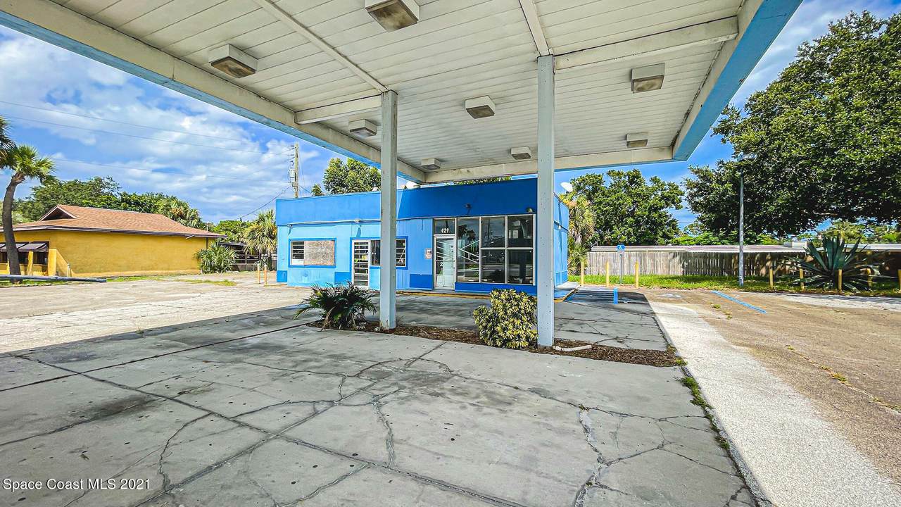 427 Babcock Street - Photo 1