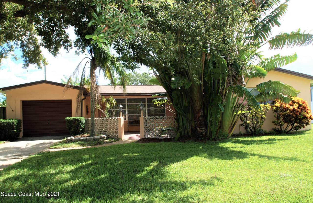557 Ixora Drive - Photo 1