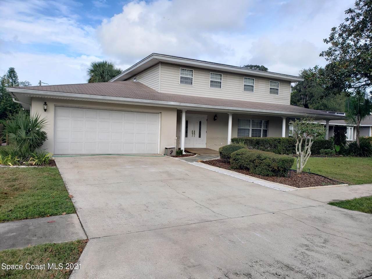 270 Yumas Drive - Photo 1