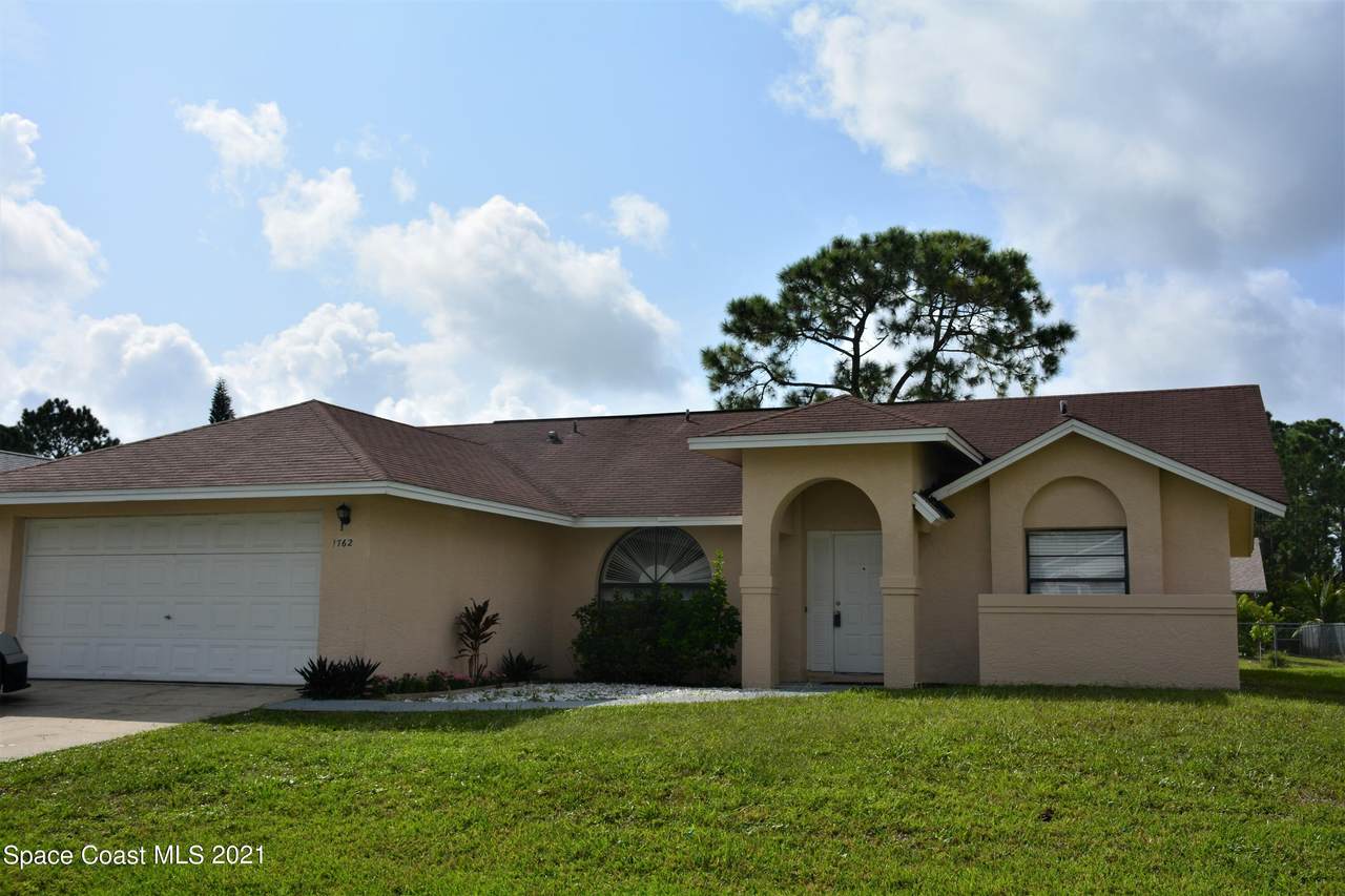 1762 Eatonia Street - Photo 1