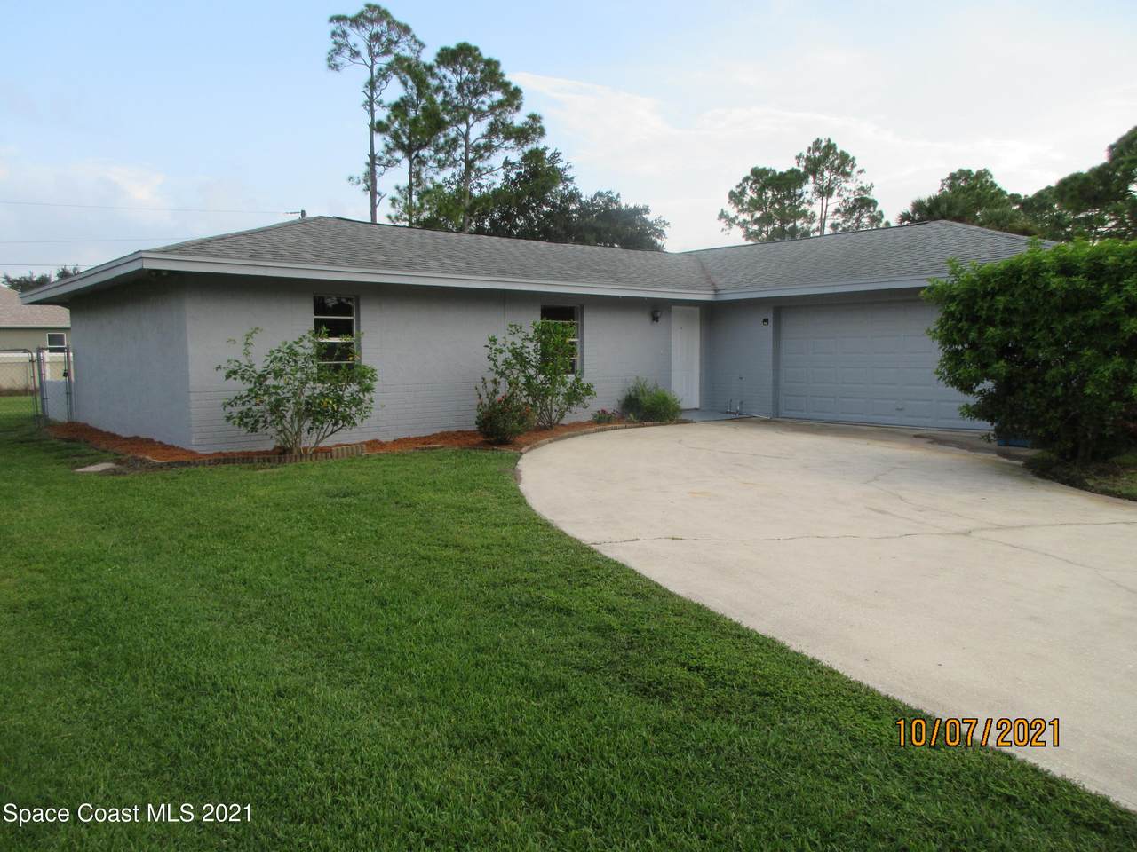 410 Barber Street - Photo 1