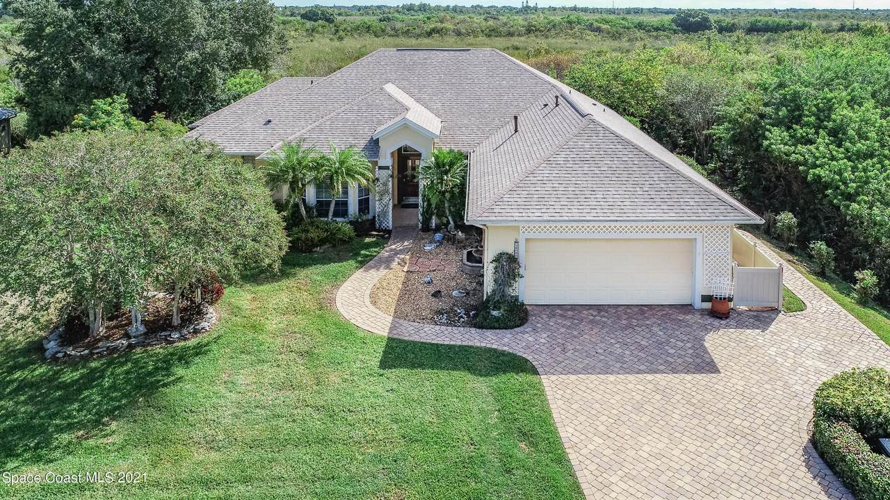 960 Wildwood Drive - Photo 1