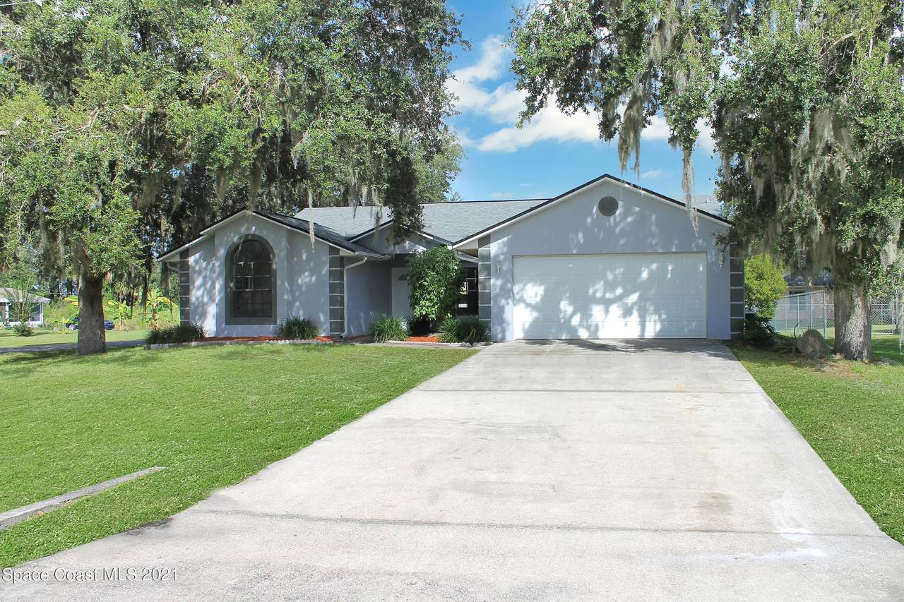 6610 Corsica Boulevard - Photo 1