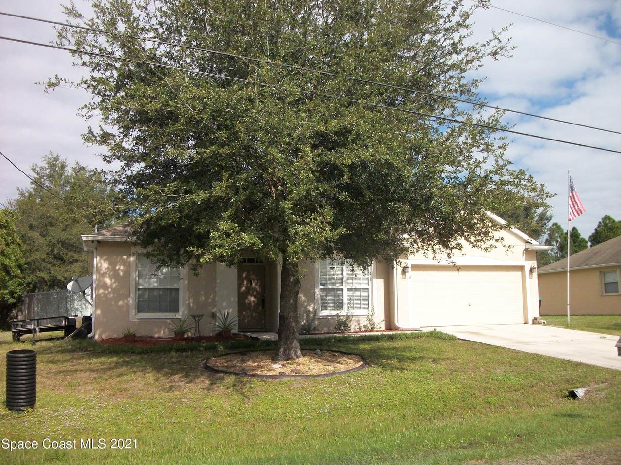 297 Farley Street - Photo 1