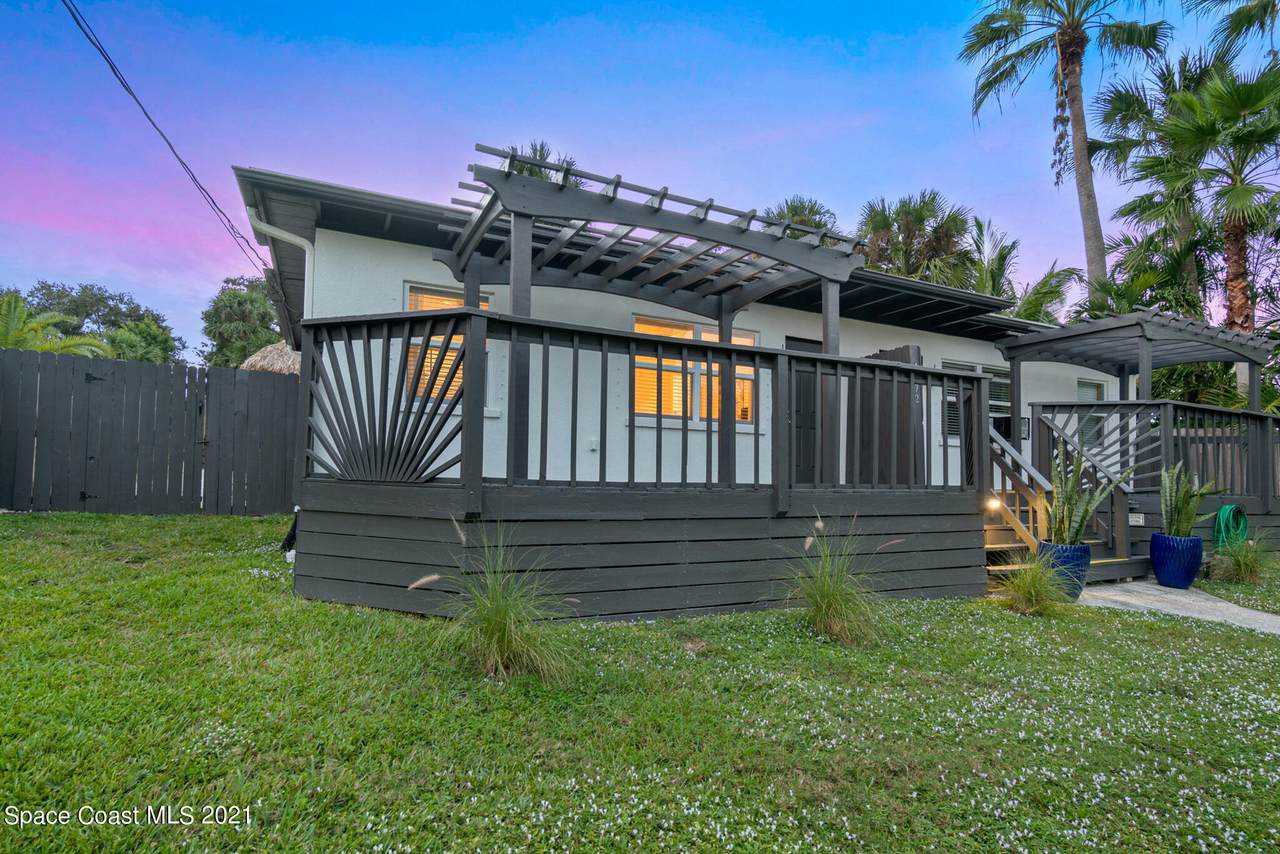 1672 Pineapple Avenue - Photo 1