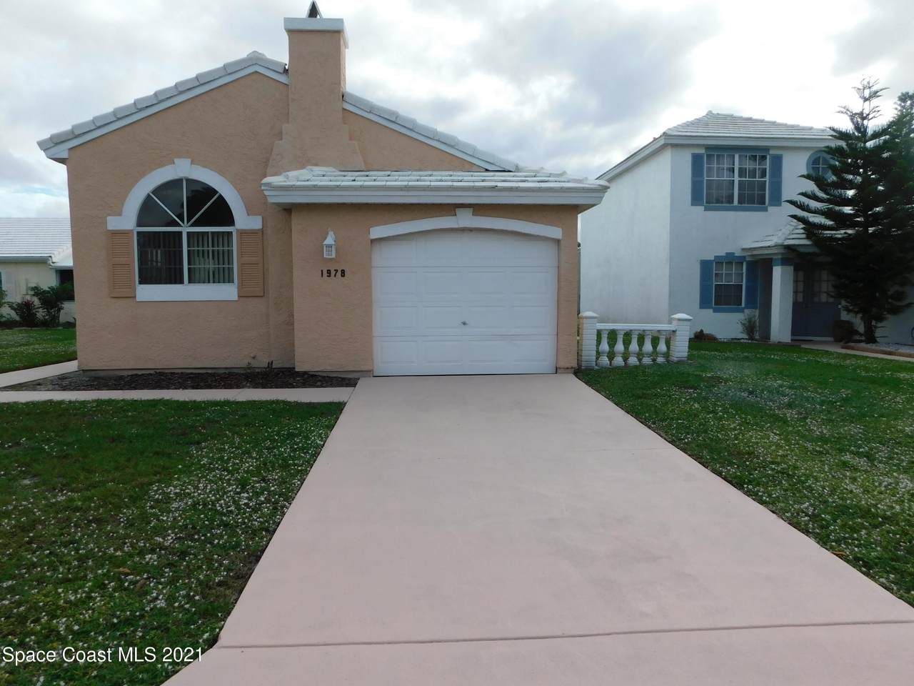 1978 Elderberry Court - Photo 1