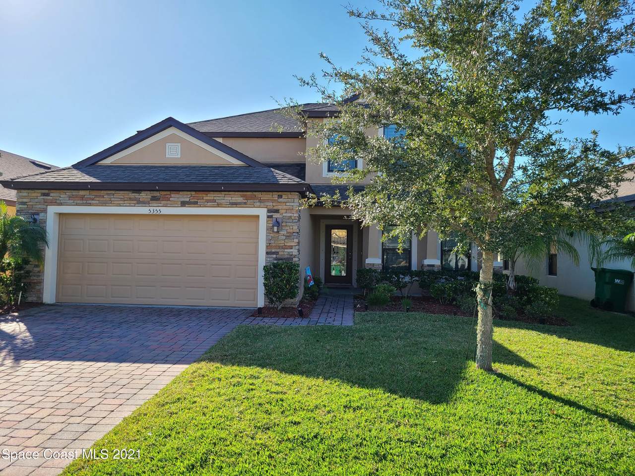 5355 Brilliance Circle - Photo 1