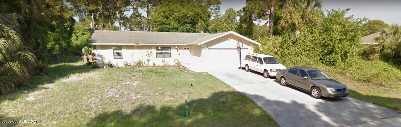 426 Alvarado Avenue - Photo 1