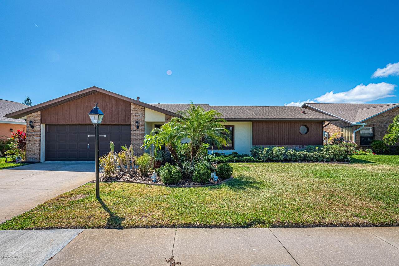 2001 Thistle Drive - Photo 1