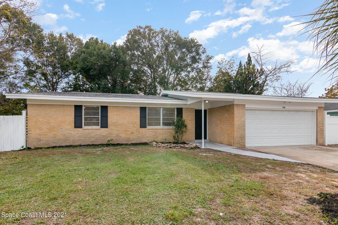 1735 Lilac Circle - Photo 1