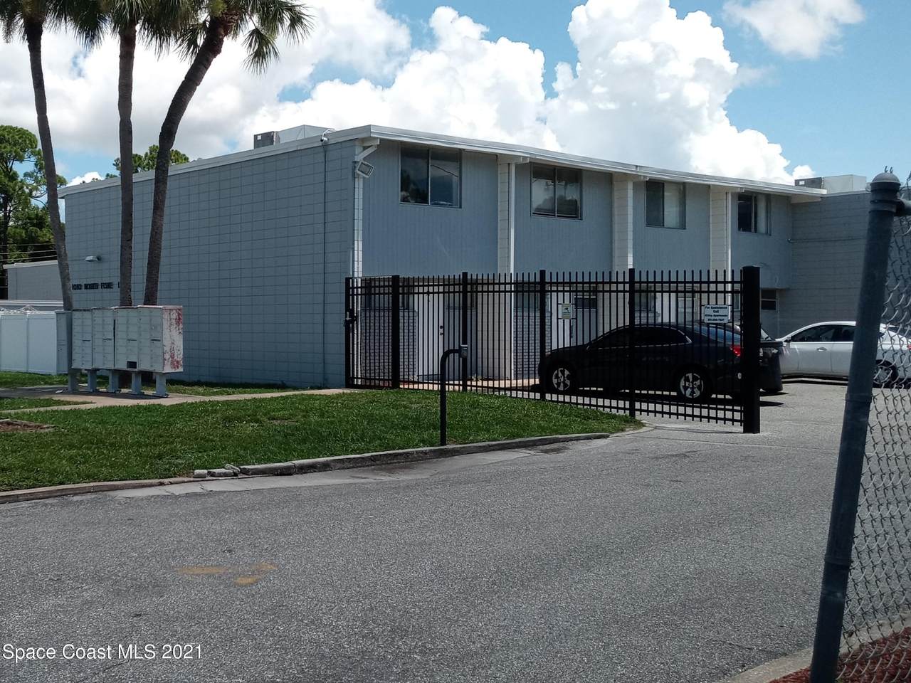 1010 Fiske Boulevard - Photo 1