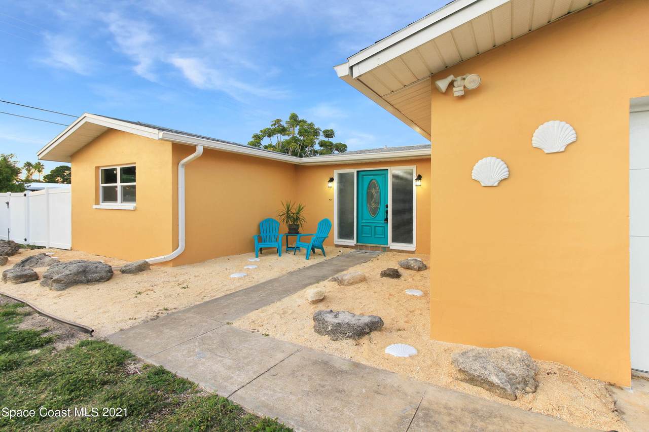 1600 Seashell Drive - Photo 1