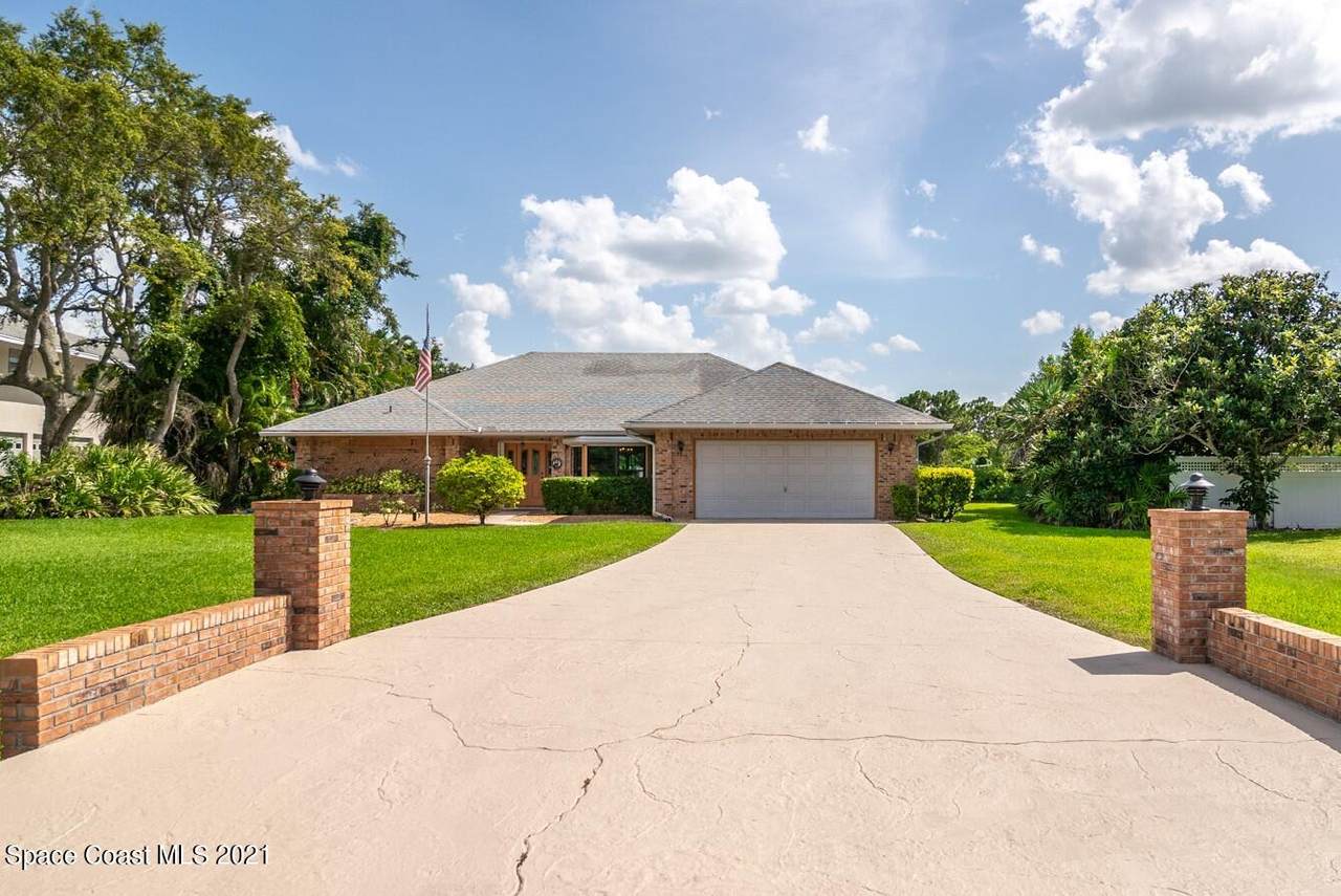 1635 Country Cove Circle - Photo 1