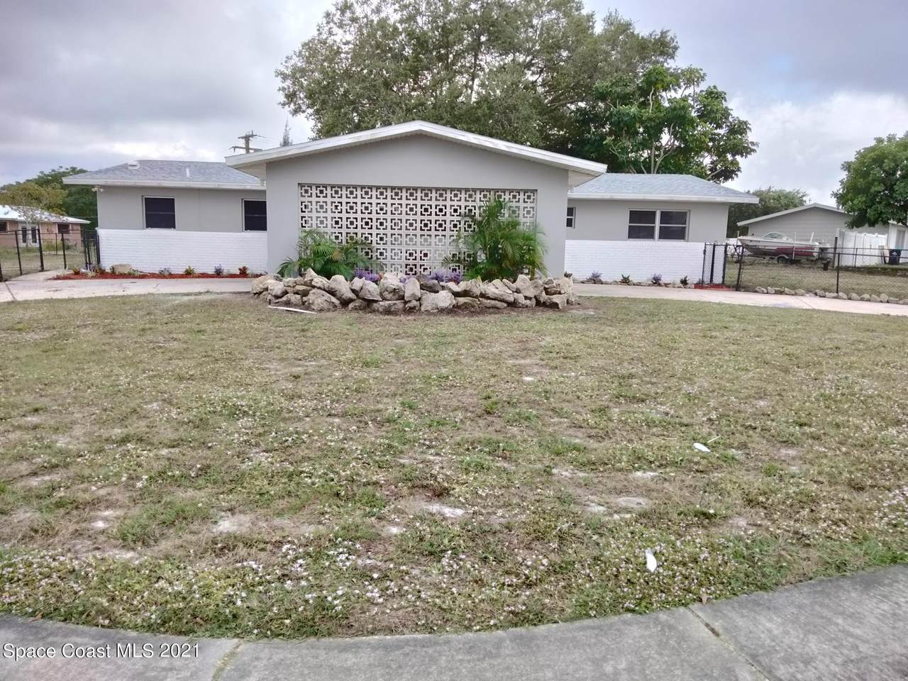 2908 Garden Terrace - Photo 1