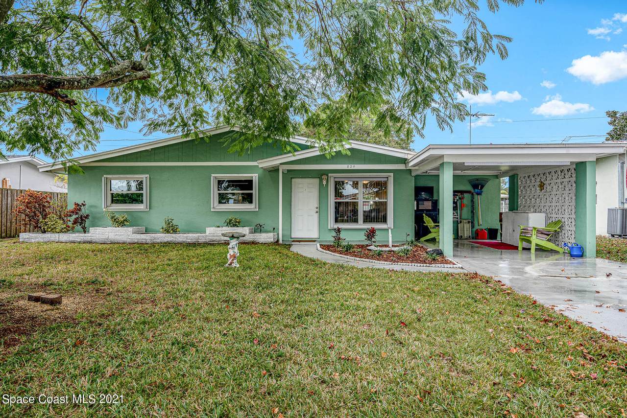 824 Comanche Avenue - Photo 1