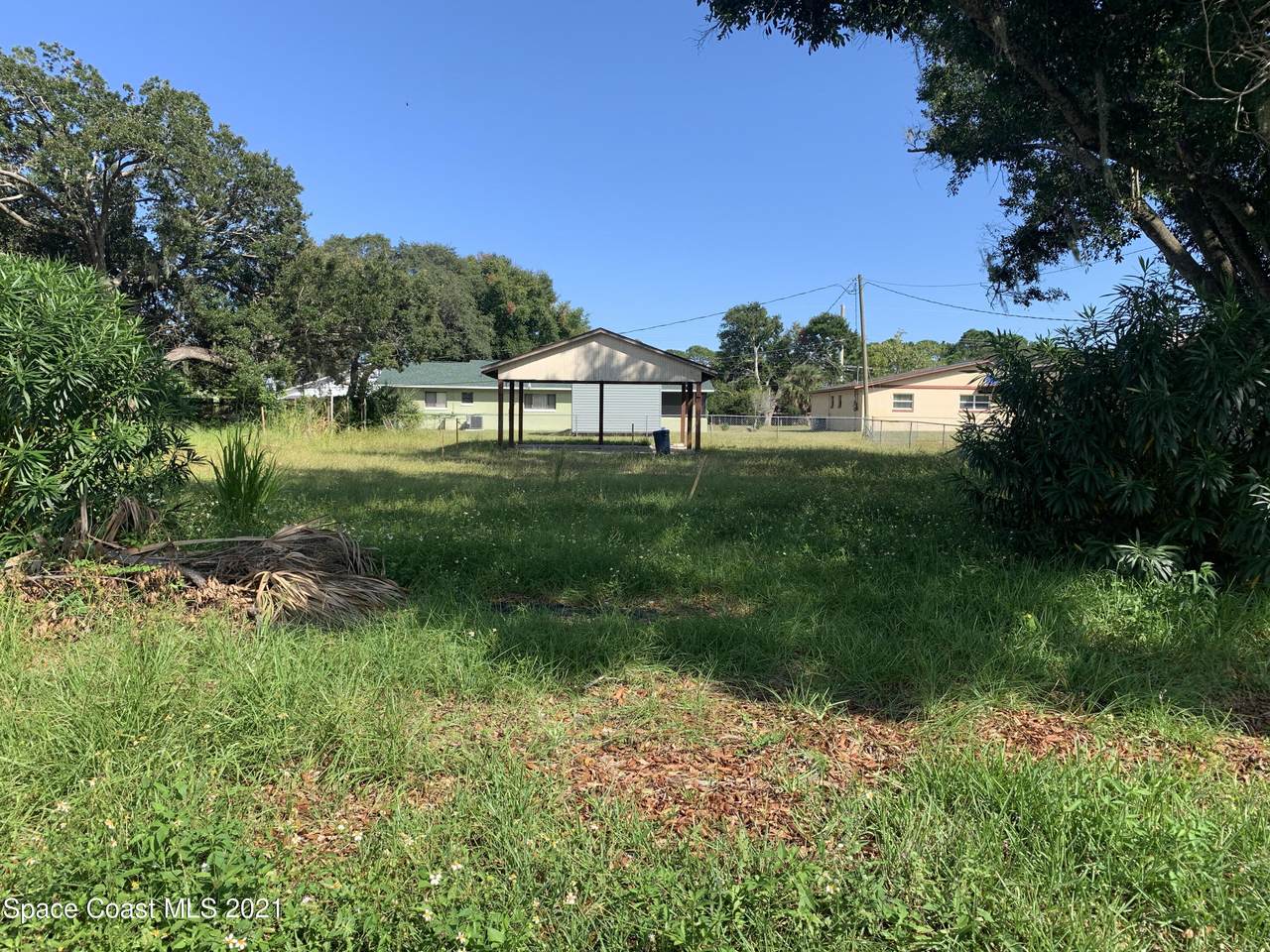 1755 Gayle Avenue - Photo 1