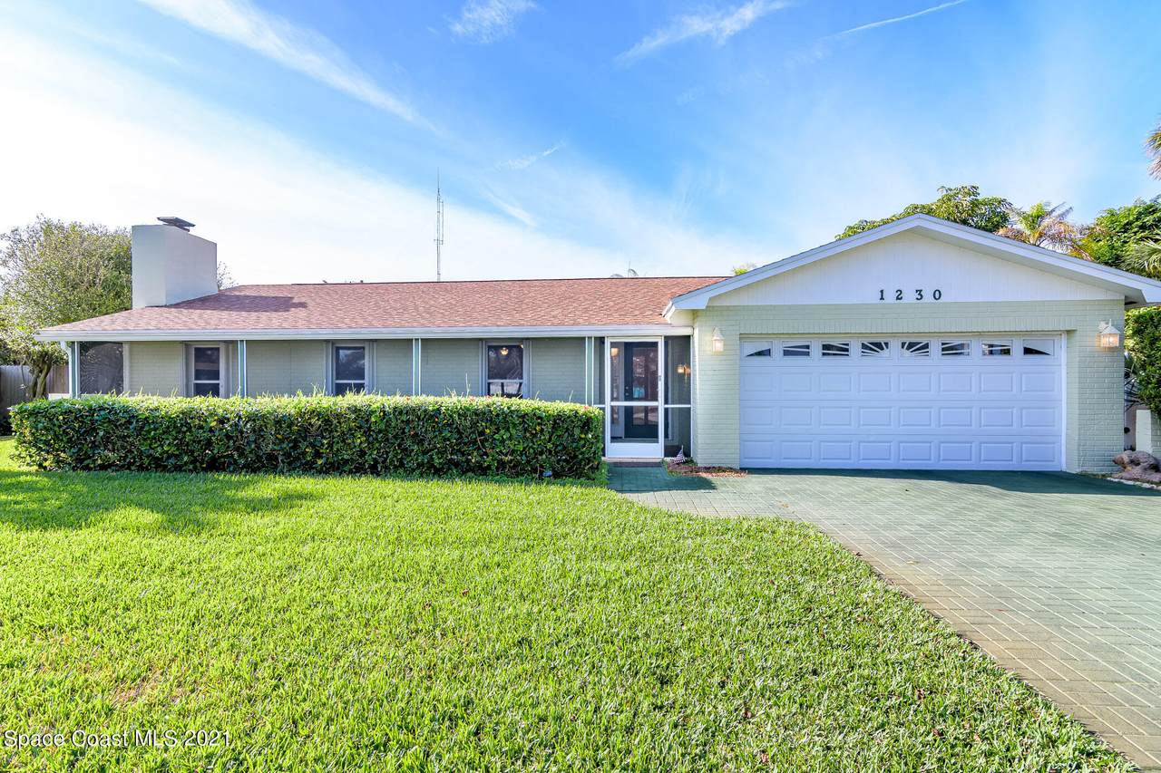 1230 Seminole Drive - Photo 1