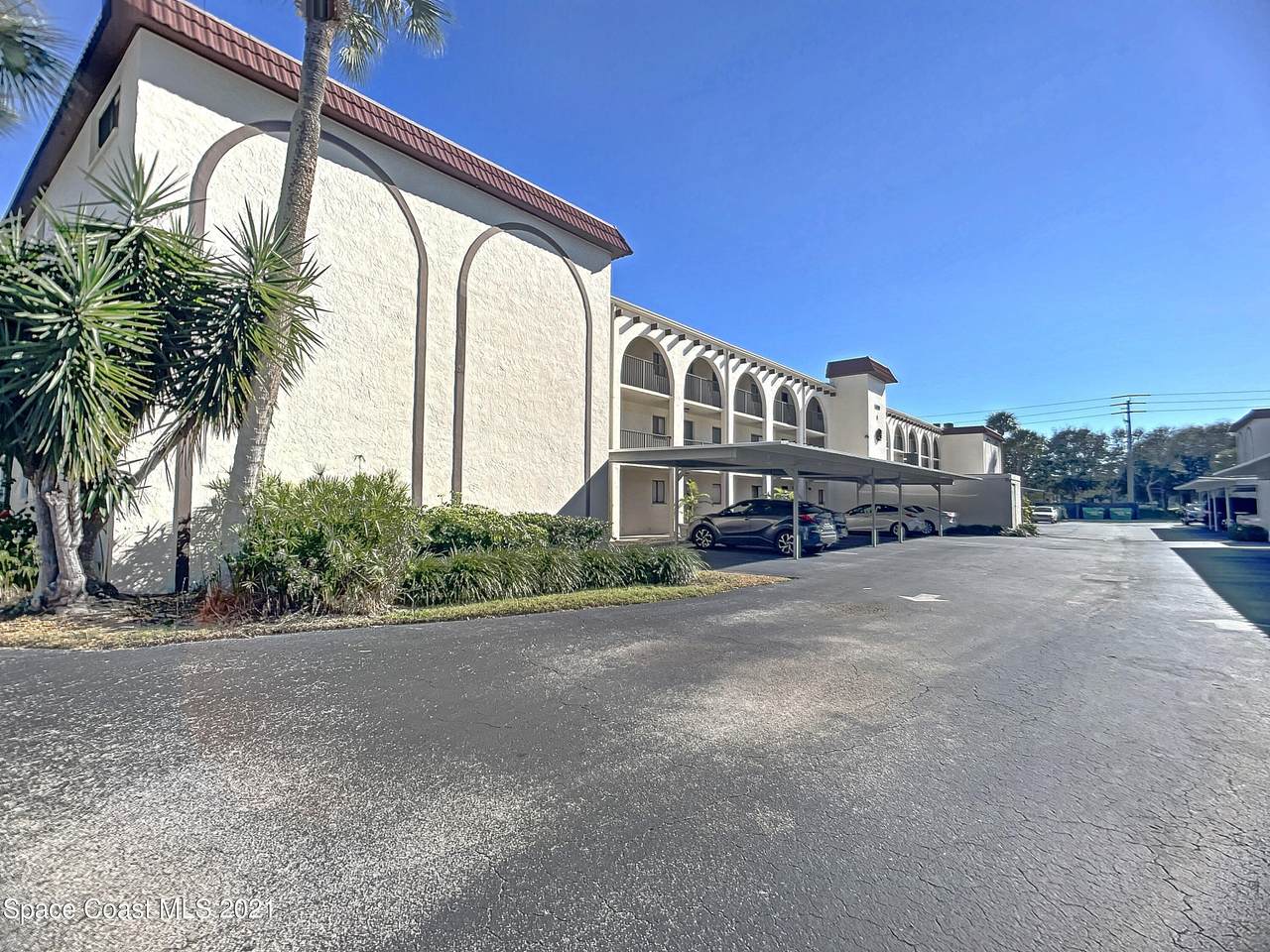 5800 Banana River Boulevard - Photo 1
