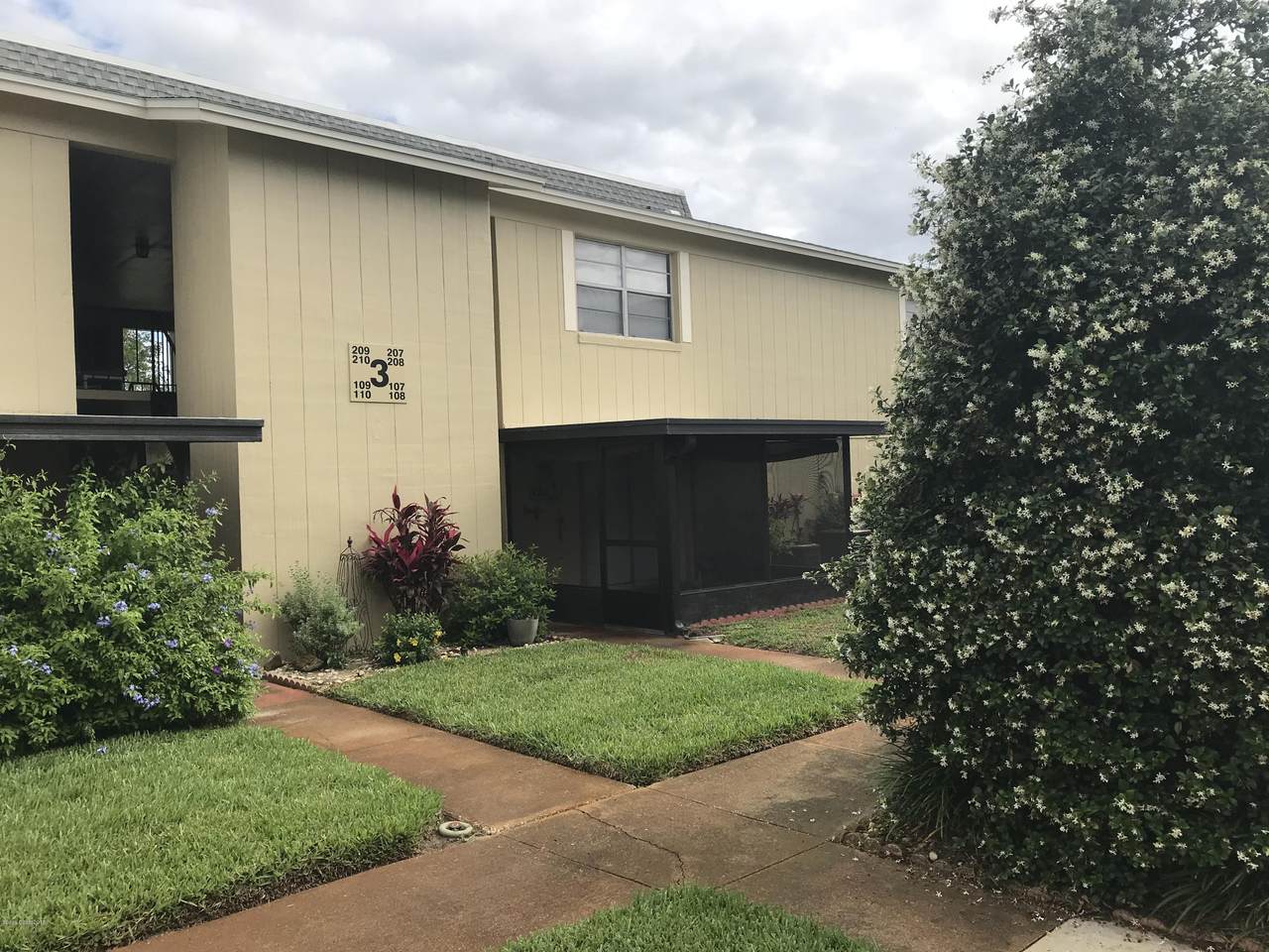 4304 London Town Road - Photo 1