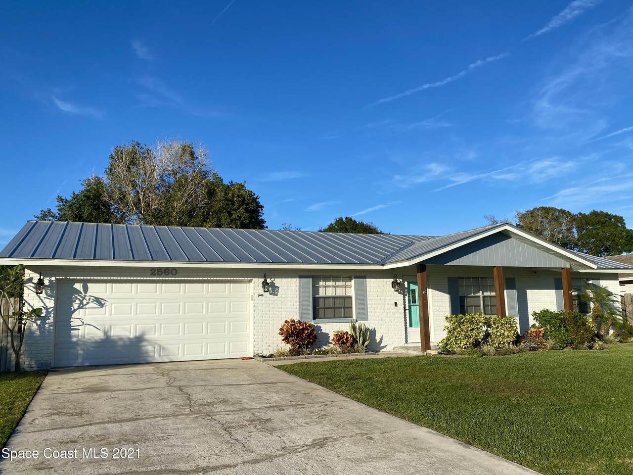 2560 Corbusier Drive - Photo 1