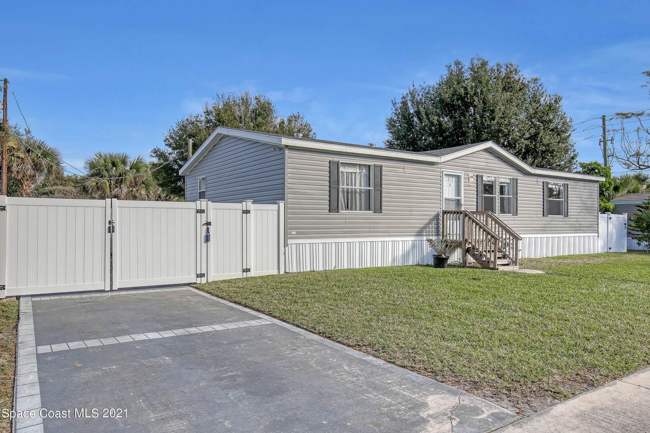 1306 Shannon Court - Photo 1