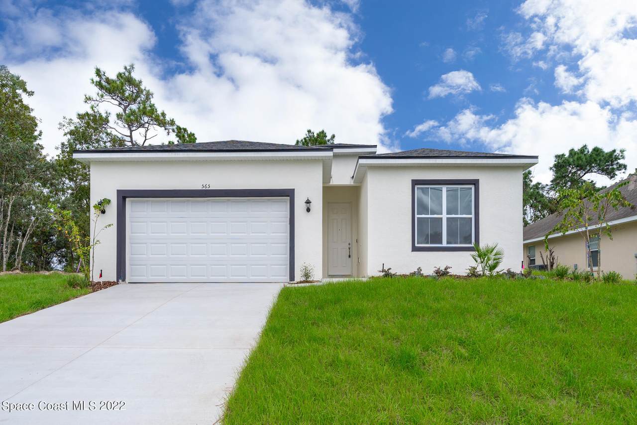 824 Upland Avenue - Photo 1