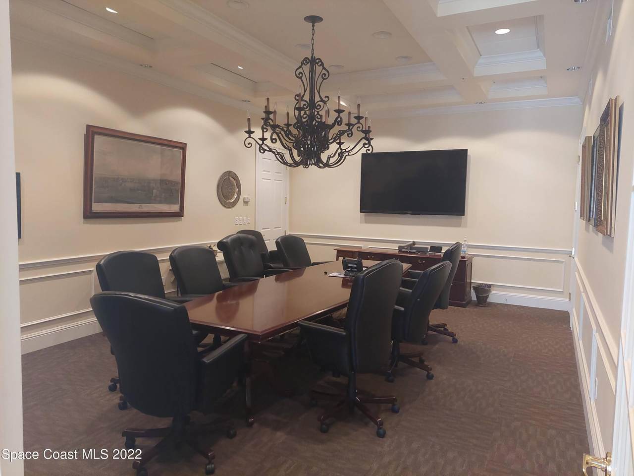 1684 Hibiscus Boulevard - Photo 1