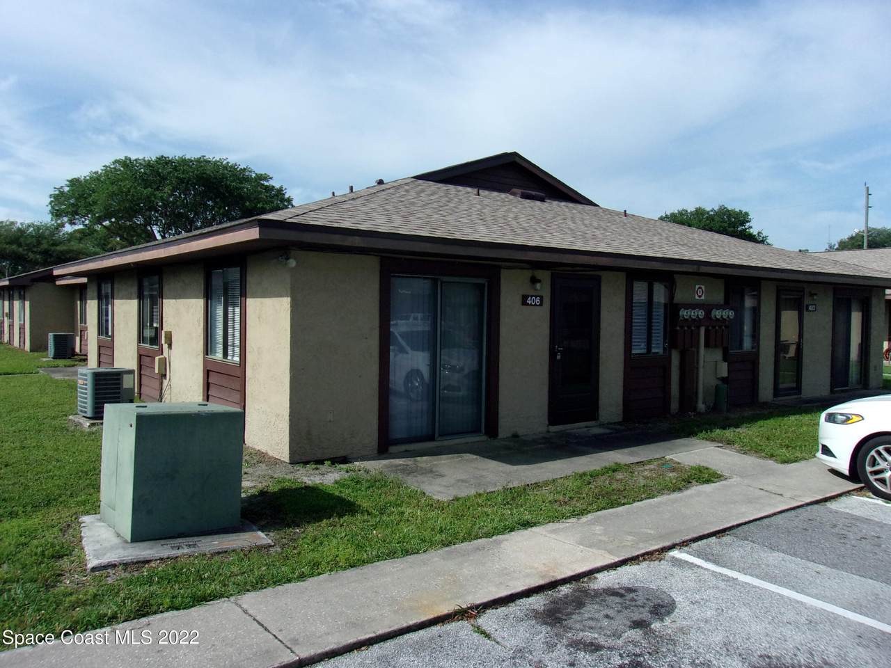 1050 Fiske Boulevard - Photo 1