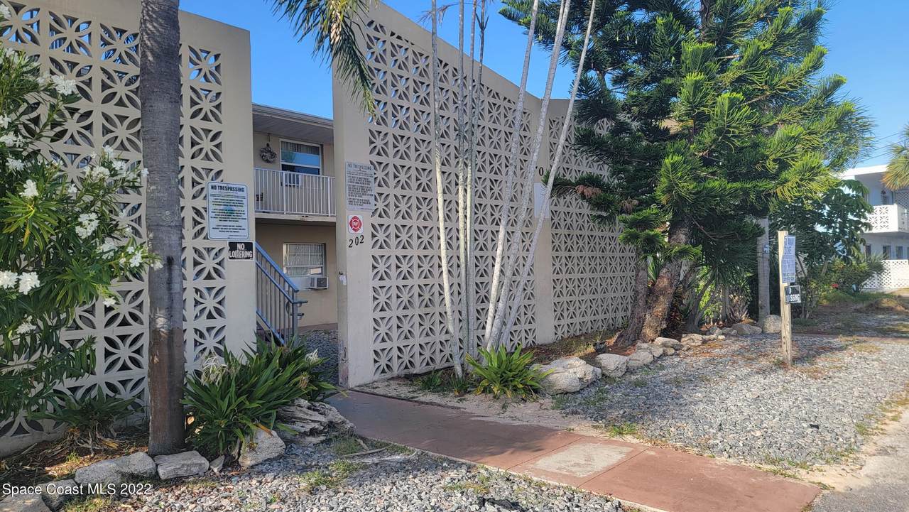202 Caroline Street - Photo 1