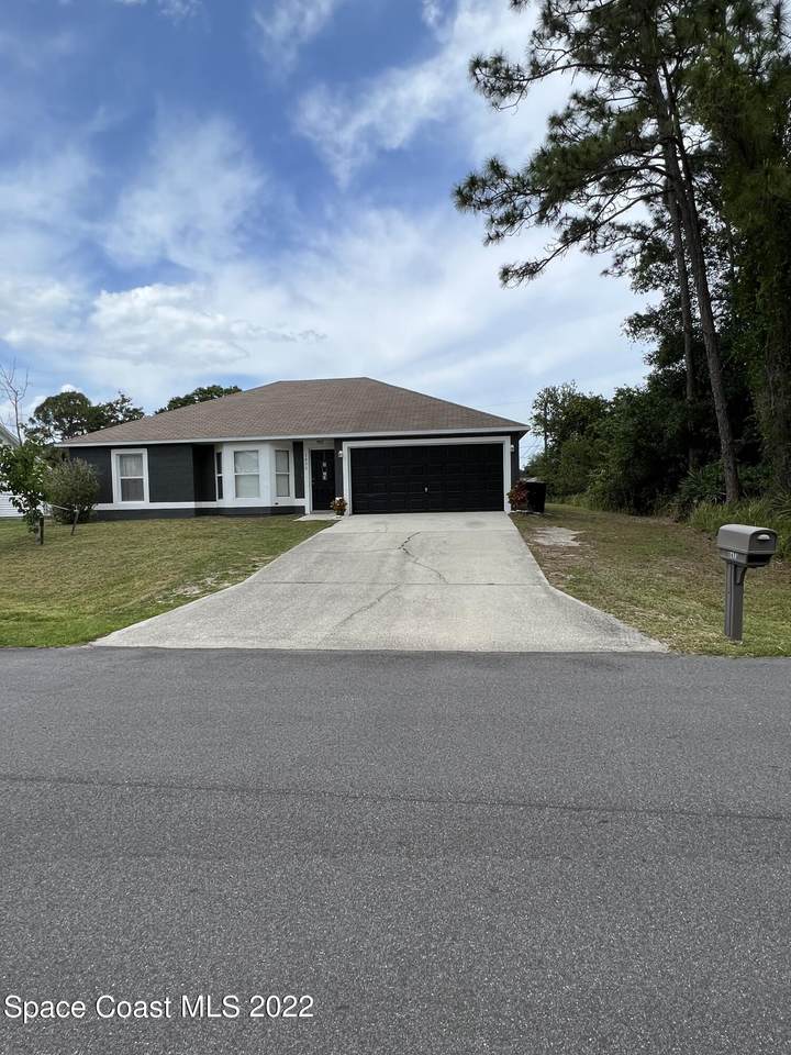 1473 Silva Street - Photo 1