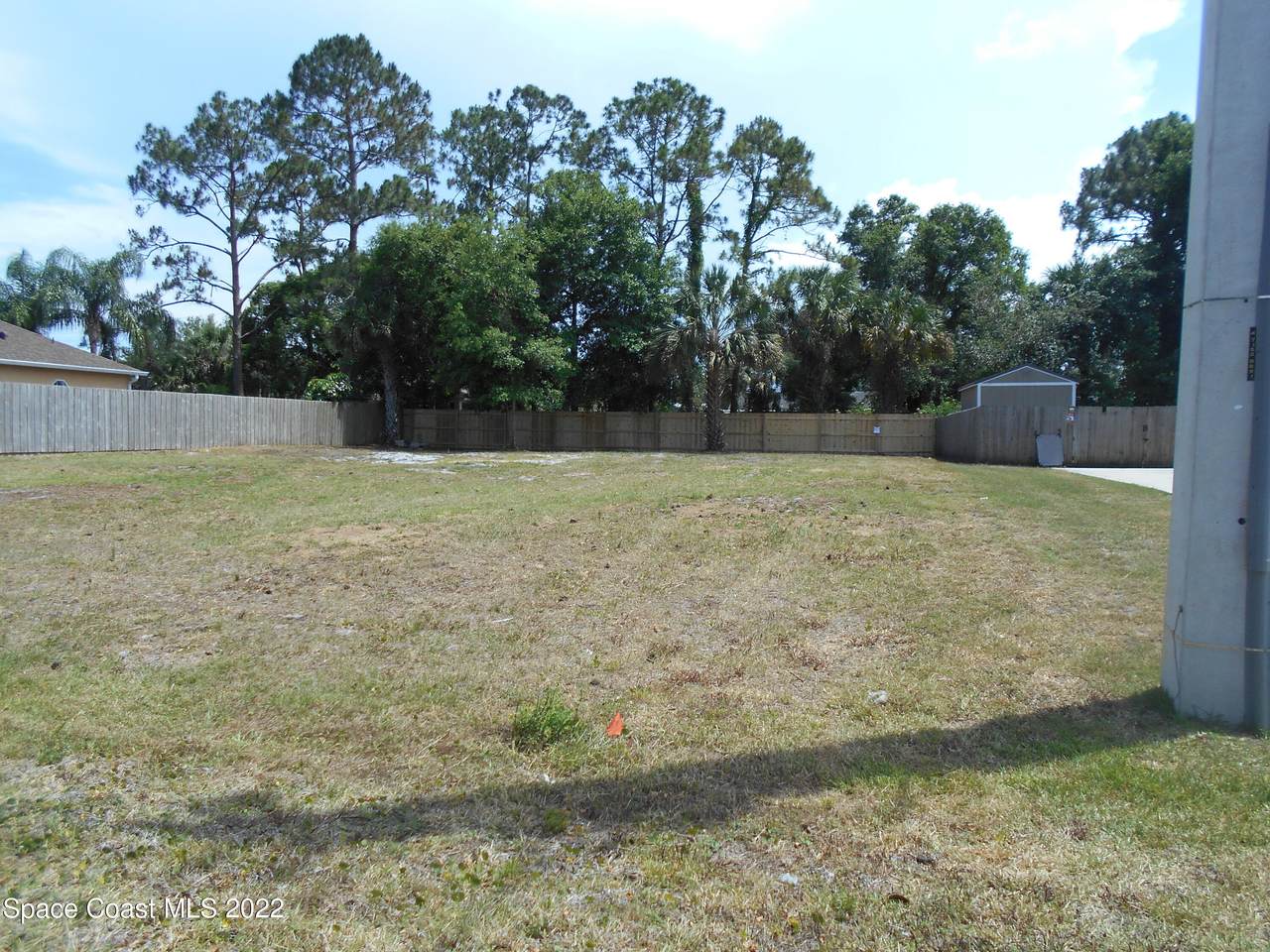 5545 Curtis Boulevard - Photo 1