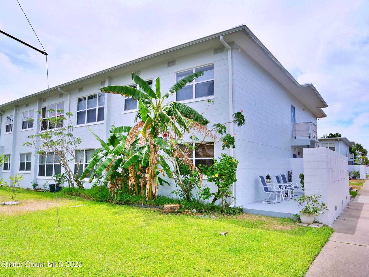 200 Bounty Street - Photo 1